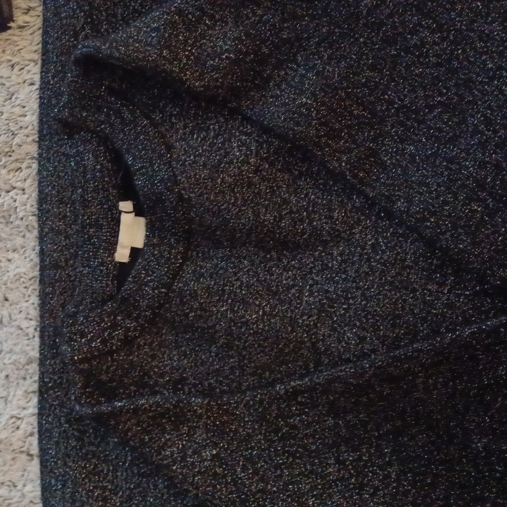 Atop - Picture 4 of 4